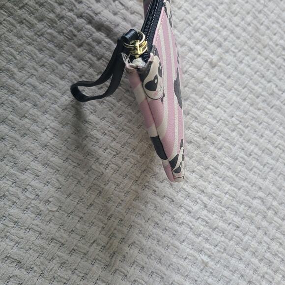 Betsey Johnson Panda Print Wristlet - Picture 5 of 10